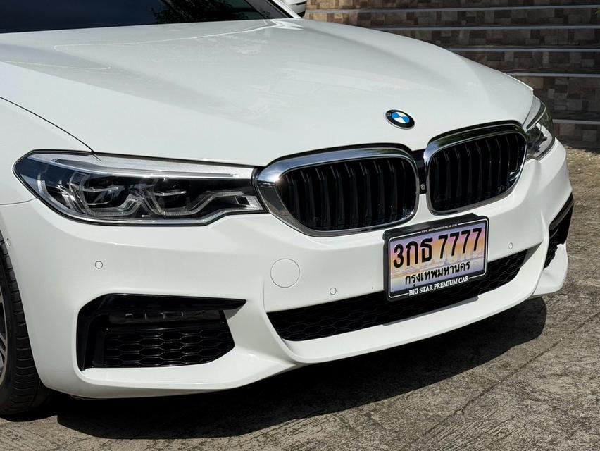 2020 BMW 530e MSPORT รถมือเดียวออกป้ายแดง รถวิ่งน้อย รถเข้าศูนย์ตามระยะ ไม่เคยมีอุบัติเหตุครับ 8