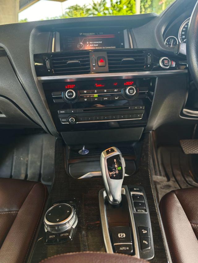 🚗 2016 BMW X3 xDrive20d Highline LCI AT รูปที่ 13