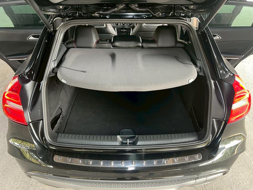 Mercedes-Benz GLA 250 AMG Dynamic AT ปี 2016 รูปที่ 20