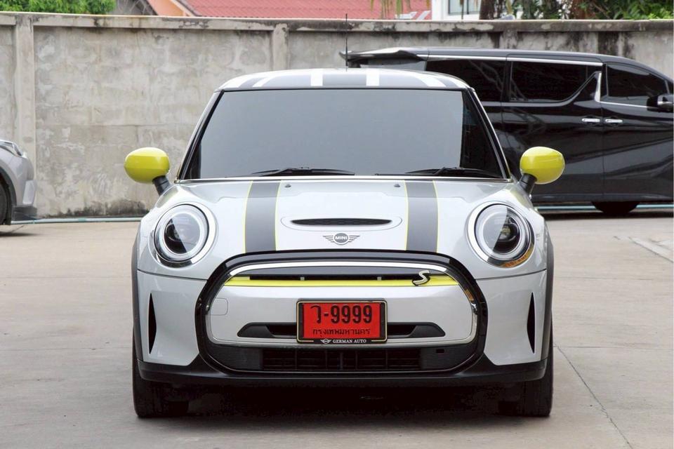 น่ารักน่าชัง Mini Cooper SE LCI 2021 ไฟฟ้า100% รถสภาพใหม่ ราคาคุ้มสุดๆ