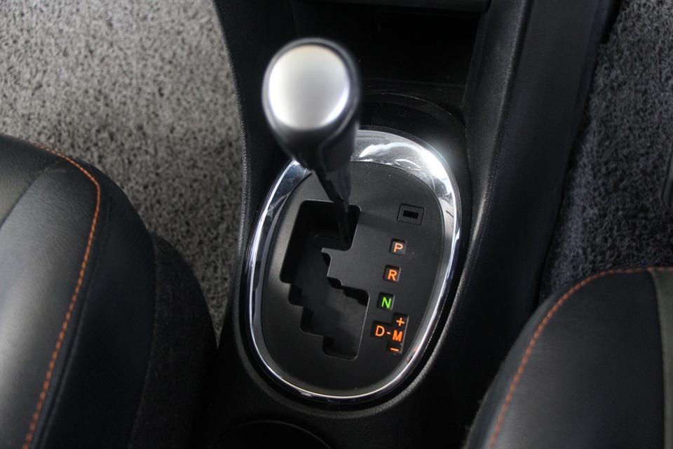 TOYOTA SIENTA 11