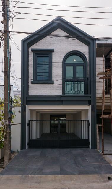 ขายทาวน์เฮ้าส์ 2 ชั้น บ้านคลองตันนิเวศน์ Khlongtan Nivet ปรีดีพนมยงค์ 42 รีโนเวทใหม่ทั้งหลัง บ้านทิศเหนือ 1