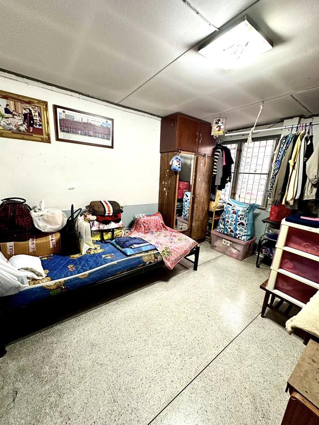 ขายที่ดินแถมบ้านเก่าสไตล์วินเทจอายุบ้าน 57 ปี ไม่รวมเฟอร์ 16