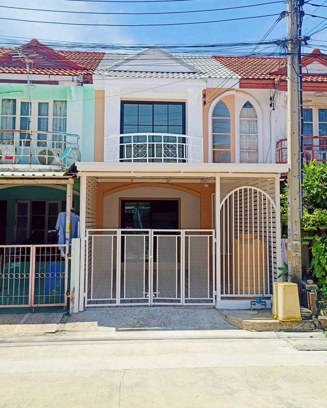 หมู่บ้านสิรารมย์ 1