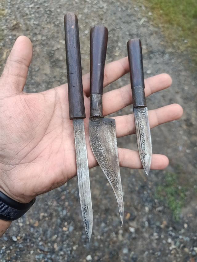 สนใจเล่มไหนทักได้นะครับ 2