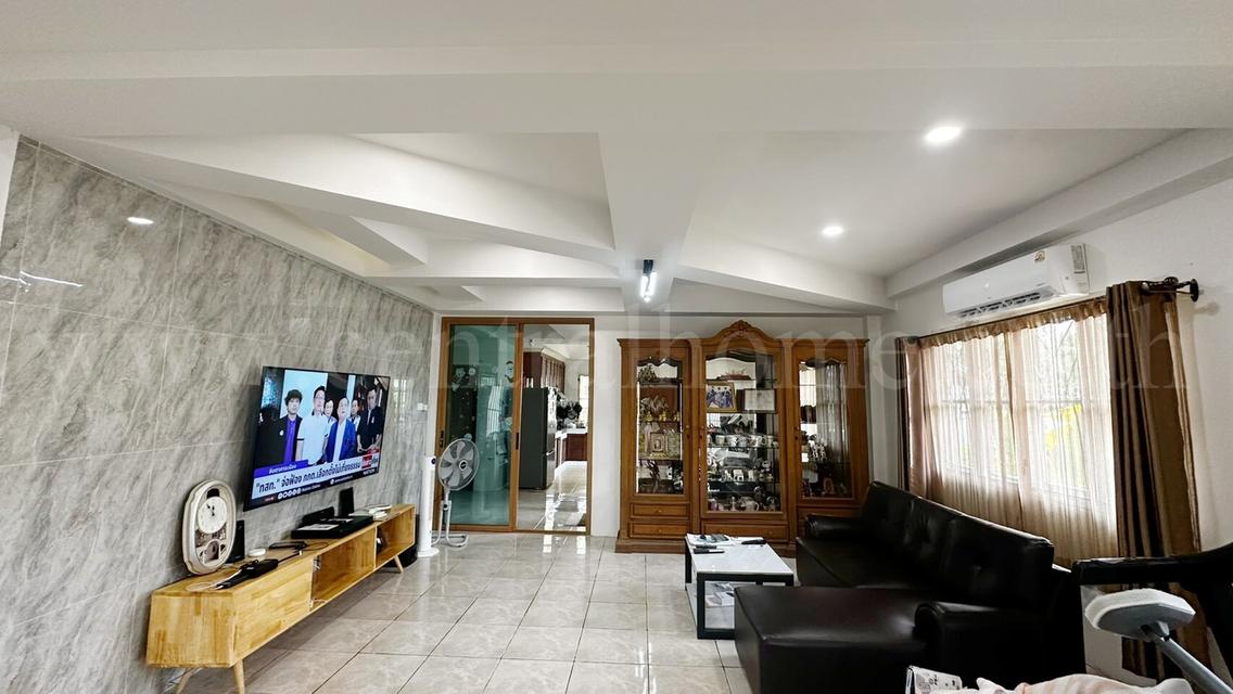 บ้านเดี่ยว 300 ตร.วา ธรรมสุธีร์ ปทุมธานี ติดตั้งโซลาเซลล์ ประหยัดไฟ พร้อมอยู่ 3