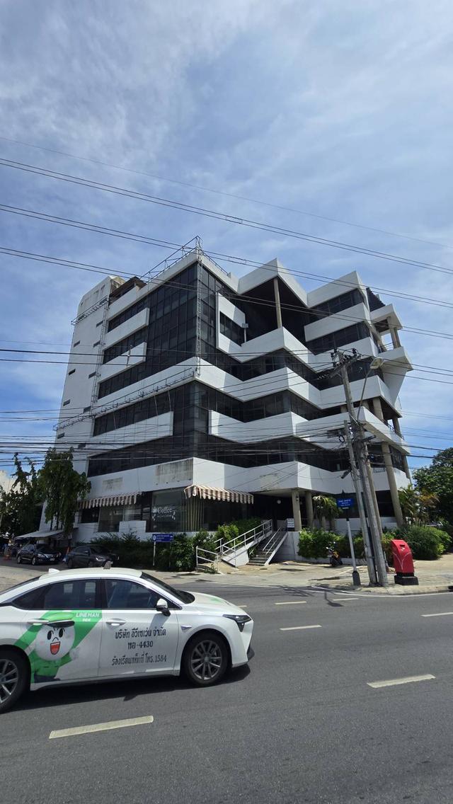 ขายอาคารสำนักงานยักษ์ใหญ่ SALES Big office building ประมาณ 3500 ตรม SQMในพื้นที่ 6-8 ชั้น Floors เป็นพื้นที่ส่วนสำนักงาน 6 ชั้นจอดรถ 1 ชั้นดาด นนทบุรี 7