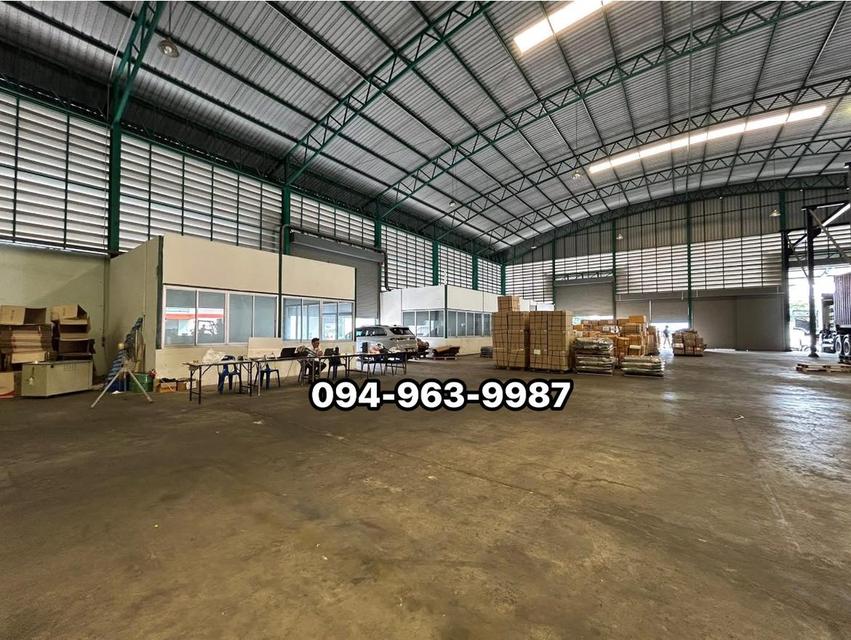 ให้เช่าโกดังสาย5 ทะลุ สาย4 ถนนเชื่อมต่อ ถ.เพชเกษม ถ.บรมราชชนนี ตกแต่งใหม่ ขนาด1,800ตรม. 550ตรม. ไฟ3เฟส พื้รับน้ำหนักได้3ตัน/ตรม. รถใหญ่เข้าออกได้ 6