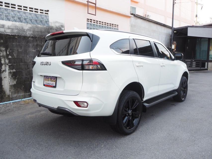 ISUZU MU-X 3.0 ULTIMATE 2WD รุ่นพิเศษ Phantom Collection ปี 2023 7