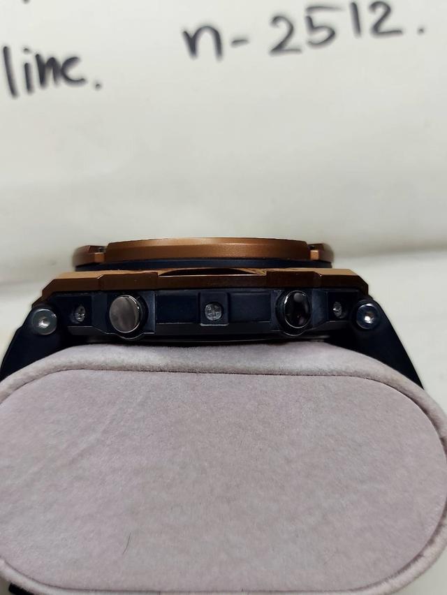 G-SHOCK GST-120B สภาพสะสม ถ้าชวนแอดไลน์ไม่ต้องทักมา เน้นโทร. 11
