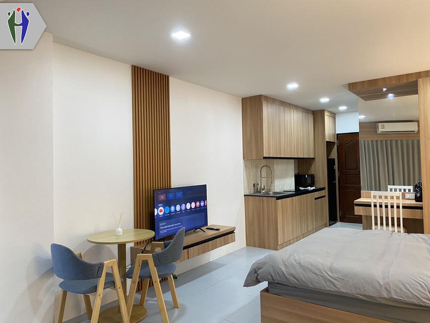 ให้เช่าวิวทะเล1 คอนโด  30 ตารางเมตร พัทยา มีรถประจำทางผ่าน •	ขนาด 30 ตารางเมตร •	ห้องสตูดิโอ •	ทีวี, เครื่องปรับอากาศ, ตู้เย็น •	ระเบียง •	ครัวยุโรป เ 5