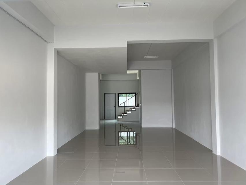 ทาวน์โฮม/อาคารพาณิชย์สวยนครสวรรค์สร้างใหม่ ติดถนนหลัก เข้าอยู่ได้ทันที 5