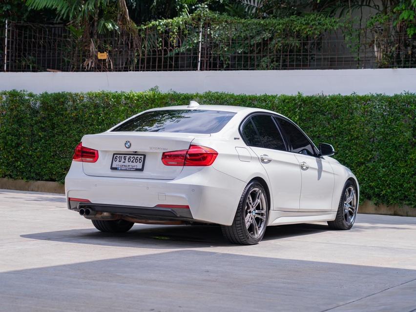 BMW 330e M SPORT | ปี 2017 (พร้อมทะเบียนสวย)มือสอง รูปที่ 6