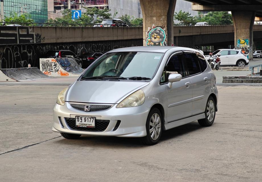 Honda Jazz 1.5 I-VTEC AT ปี 2007 2