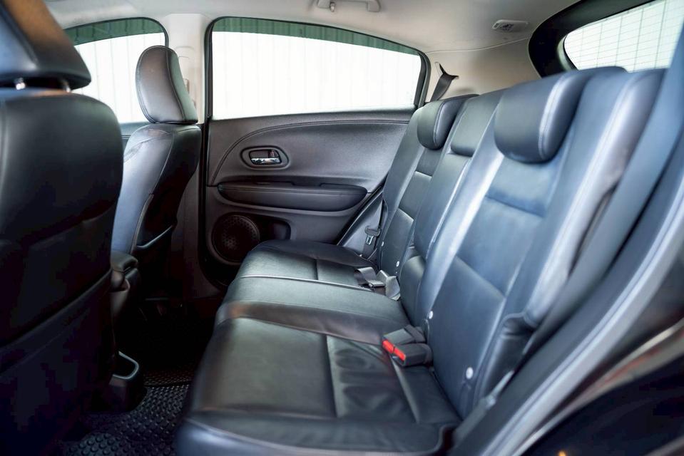 HONDA HRV 1.8 E ปี 2016 สีดำ โฉม ปี14-21 รูปที่ 13