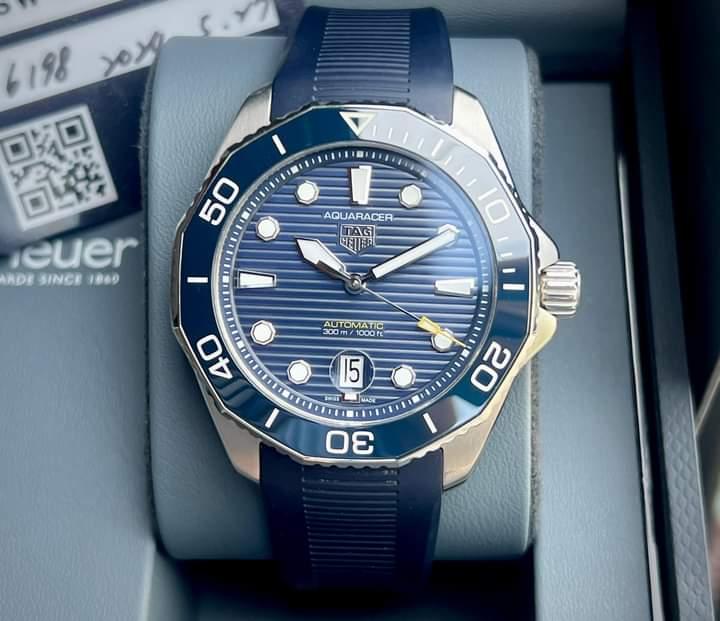 TAG Heuer Aqua  Calibre 5 Ceramic Auto 1