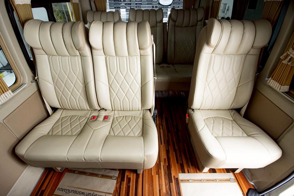 TOYOTA COMMUTER 2.8 รถตู้หน้า 8