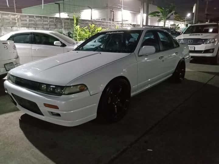 Nissan Cefiro สีขาวสวยเท่ 7