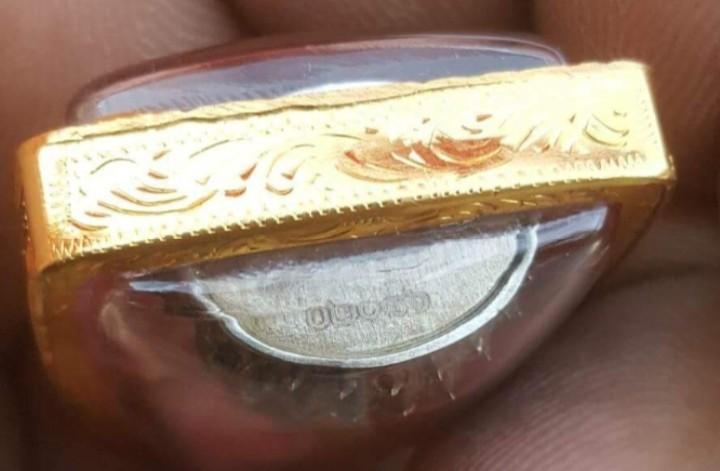 กริ่งพระพุทธเลี่ยมทอง