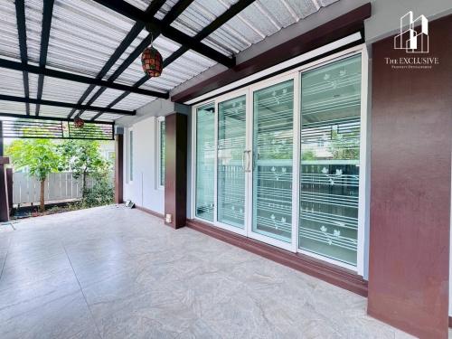 ขายบ้านเดี่ยวรีโนเวทใหม่ หมู่บ้าน ชัยพฤกษ์ วัดลาดปลาดุก ติดถนนใหญ่ ใกล้เซ็นทรัลเวสเกต 4