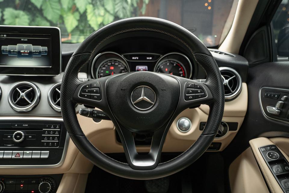 ⏱️เลขไมล์แท้35,xxx km. “Mercedes-Benz GLA200 Urban“ Facelift ปี 2019