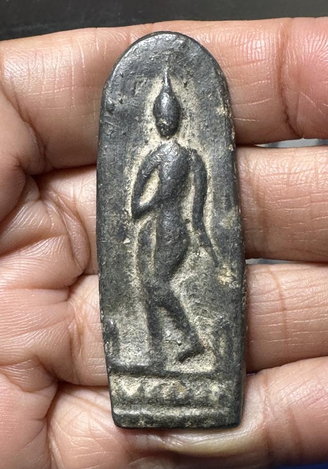 พระลีลาเนื้อชินแก่ตะกั่ว ไม่ทราบที่