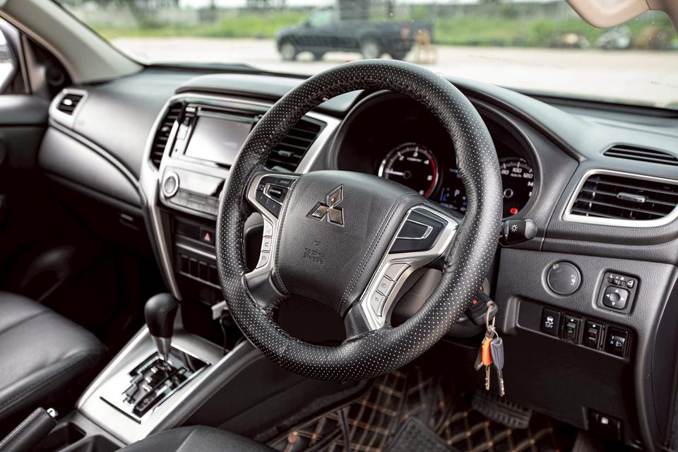 Mitsubishi Triton 2.4GT ปี19 13