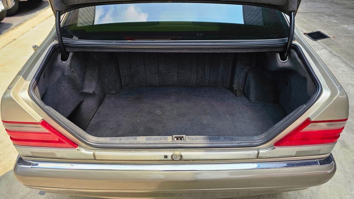 Mercedes-Benz S500 Coupe (C140) | ปี 1994 | ไมล์ 1xx,xxx กม.💵 ราคาพิเศษเพียง 199,000 บาท⚬ เครื่องยนต์เบนซิน V8 ขนาด 5.0 ลิตร DOHC 32 วาล์ว (M119)⚬ รูปที่ 19