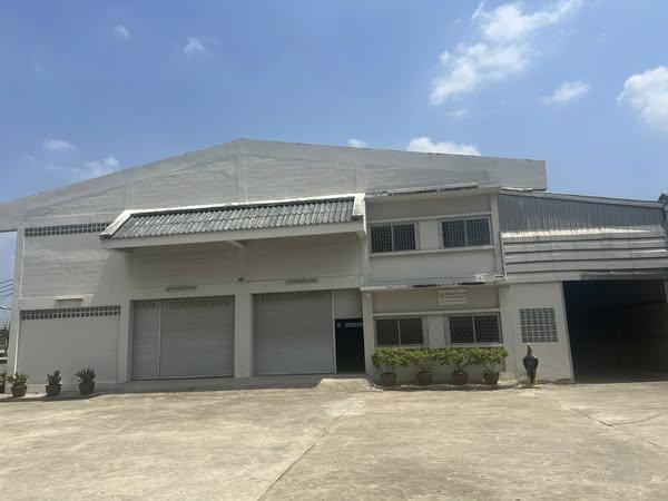 ให้เช่าโกดัง/โรงงานพร้อมใบรง.4โซนรังสิต-ลำลูกกา74 ขนาด 1,000 ตร.ม. ติดถนนเส้นพระองค์สายคลอง4 จ.ปทุมธานี