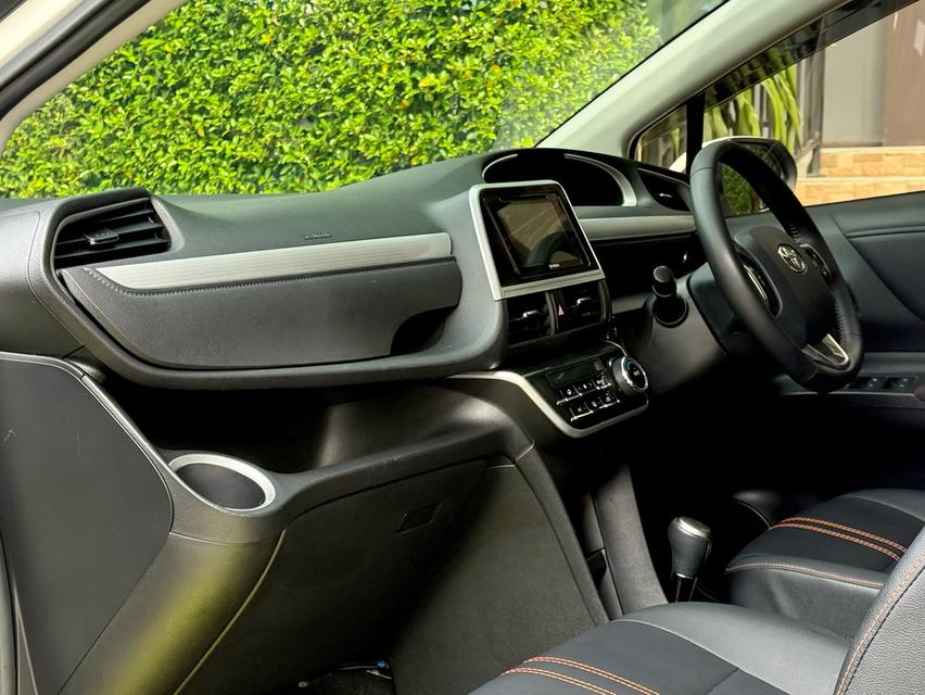 2022 TOYOTA SIENTA 1.5 V รถสภาพป้ายแดง วิ่งน้อยเพียง 50,000 กม ประวัติศูนย์ครบ รถไม่เคยมีอุบัติเหตุครับ 11