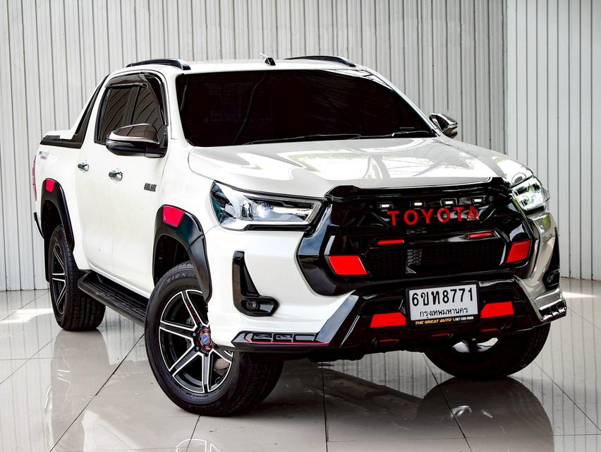 TOYOTA HILUX REVO 2.4 MID PRERUNNER DOUBLE CAB 2022