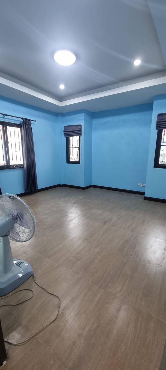 ขายบ้าน ทาวเฮ้าส์ ลำลูกกาคลอง 3 📍ขายด่วน 2.5 ล📌 (ใก้ลสถานีรถไฟฟ้าคูคต 1 .2กม) หมู่บ้านอู่ทองเพลส โครงการ2 ถ. ลำลูกกา ซ. เปียร์นนท 11