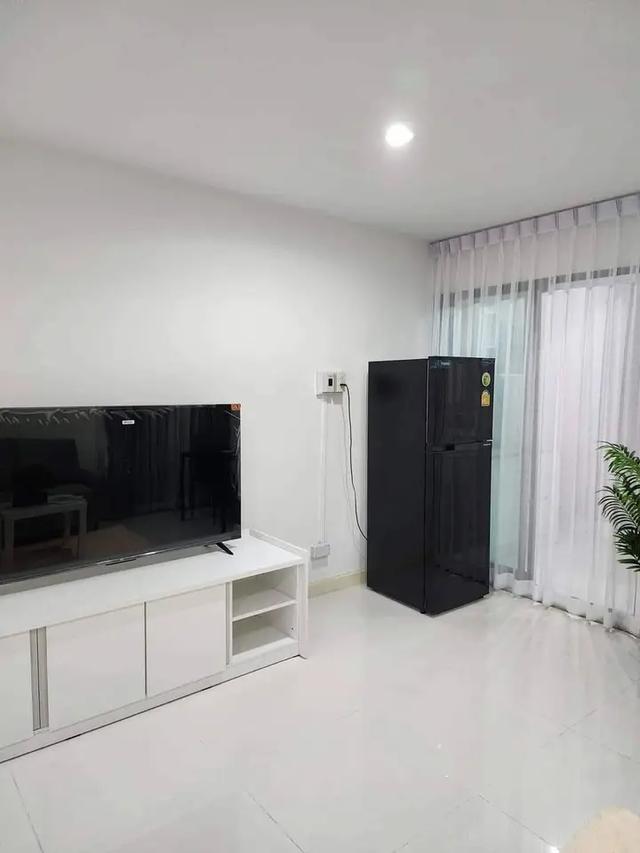 คอนโดหรูให้เช่าถูก Regent Home 18 Chaengwattana Laksi 6