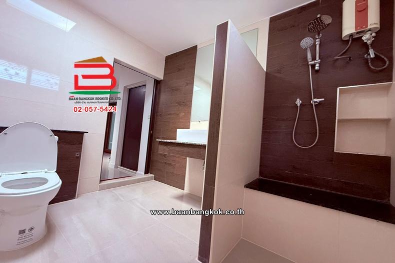 บ้านเดี่ยว เนื้อที่ 53 ตร.ว. หมู่บ้านชัยพฤกษ์ (ซอยวัดลาดปลาดุก) ถนนกาญจนาภิเษก ตำบลบางรักพัฒนา อำเภอบางบัวทอง นนทบุรี 9