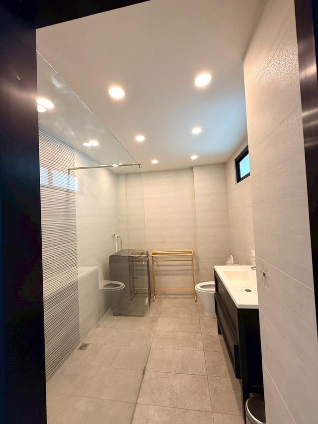 ขายพร้อม/ผู้เช่าคอนโดวงศ์อมาตย์ ไพรเวซี่ รีสอร์ท แอนด์ เรสซิเดนซ์ 9