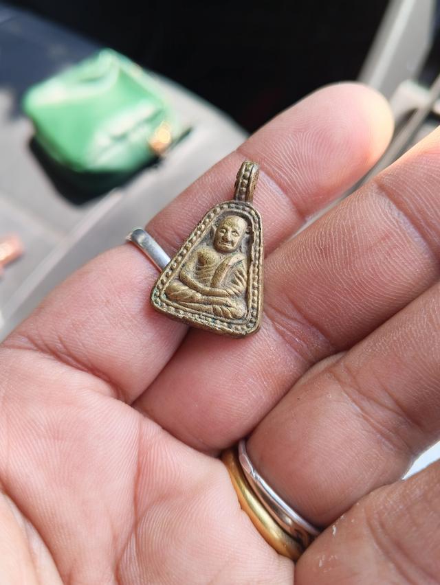 พระเครื่องหลวงพ่อเงิน