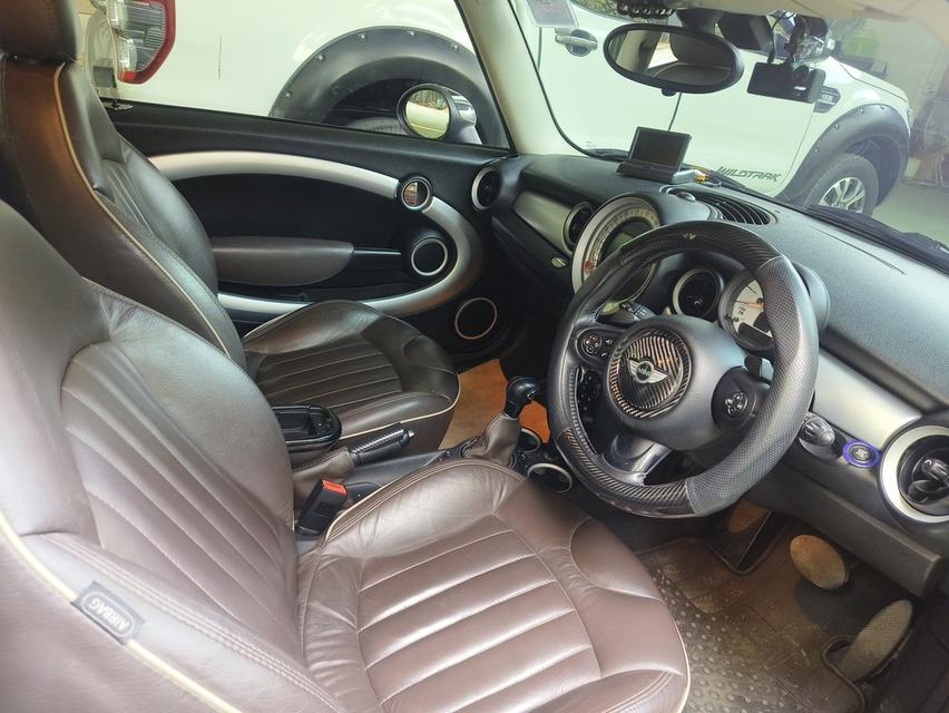 Mini cooper R56 Lci 2011แท้ รถศูนย์ สีฟ้า-ขาวเงาวับเคลือบแก้วให้แล้วทั้งคัน รูปที่ 5