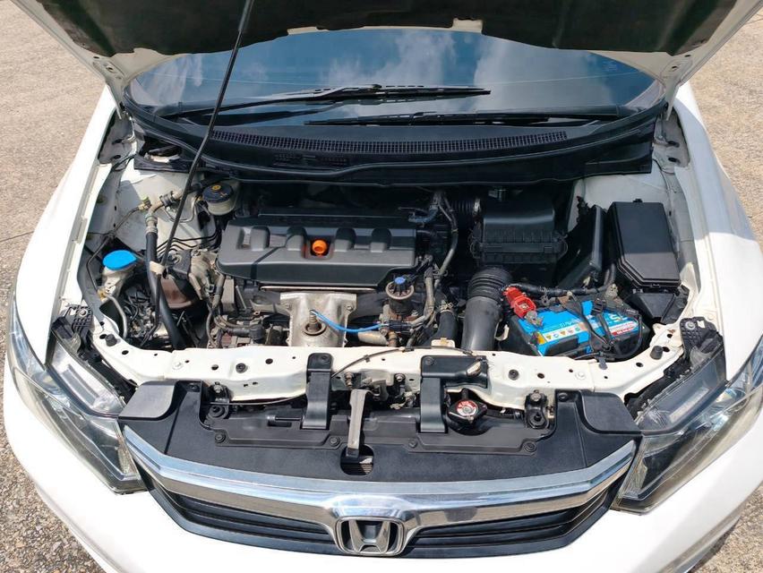 (แจ้งรหัสรถ QT1947) Honda Civic FB 1.8 E เกียร์ Auto สีขาว ปี2013 รูปที่ 18
