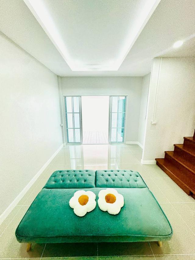 หมู่บ้านจันทิมาธานี 9