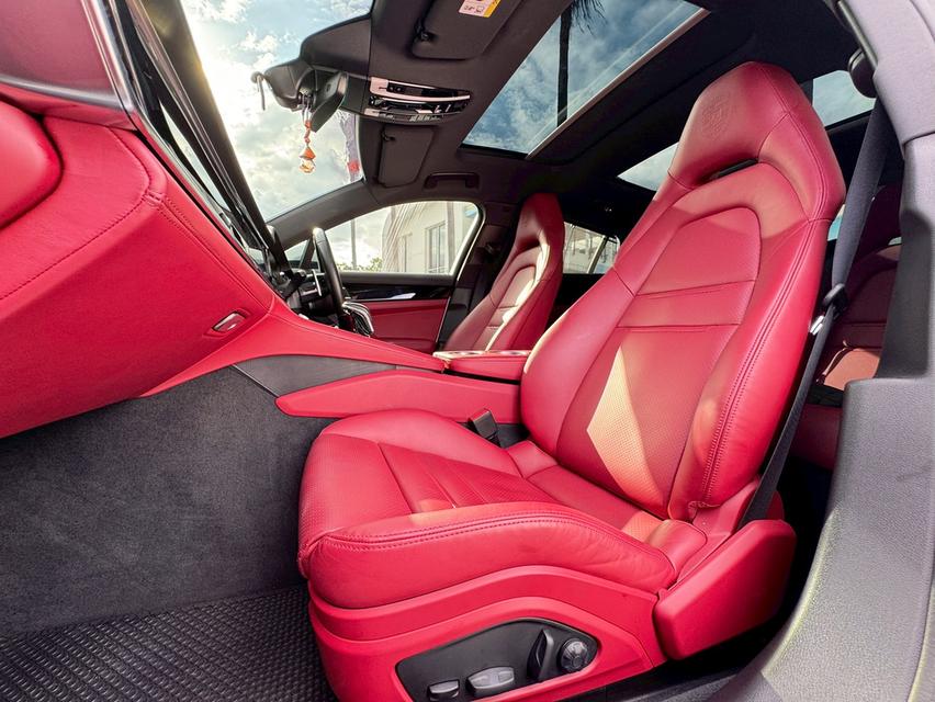 Porsche Panamera 4 E-Hybrid (MY2022)📆 ปี 2022 | 📍วิ่งเพียง 11,xxx km เท่านั้น💰 ราคาเพียง 5,490,000 บาท 14