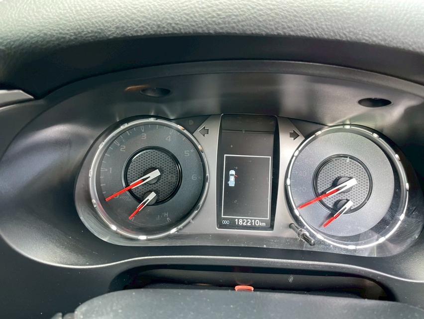 2022 Toyota revo 2.8 GR 4x4 ออโต้ 4ประตู มือเดียว ขาย 958000 รถสวยเดิม จอดมีนบุรี กทม สอบถาม 085  337  55  37 7
