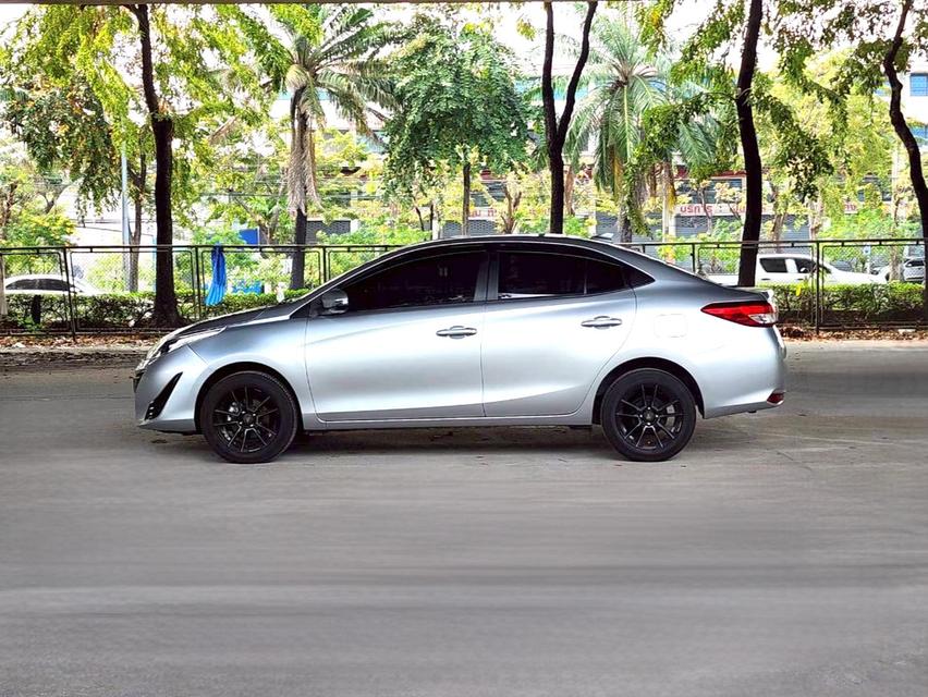 ขายรถ Toyota Yaris Ativ 1.2E ปี 2018 สีเทา เกียร์ออโต้ รูปที่ 7