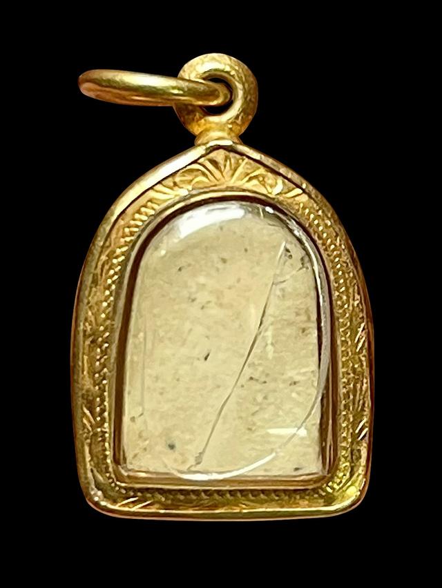 พระซุ้มกอ พิมพ์เล็ก มีลายกนก กรุกำแพงเพชร กรอบทอง 5