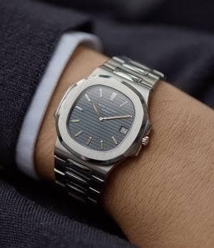 Patek Philippe Nautilus 3700/1A (Extremely RARE🔥) 3