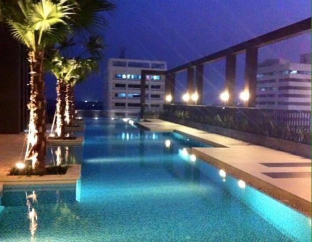 ให้เช่า Astro Condo แจ้งวัฒนะ ชั้น 30 ห้องมุม วิวสระ ตรงข้ามเซ็นทรัลแจ้ง 8