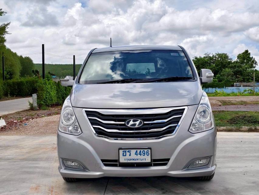 HYUNDAI H-1 2.5 ELITE A/T 2014 รถสวยดูแลมาอย่างดี สวยตรงปกทุกมุม