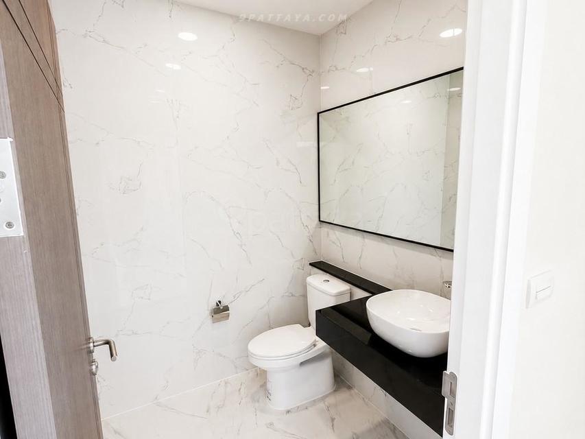 For Sale — Exclusive Luxury Pool Villa at Garden Villa 9, PattayaBrand-new luxury private pool villa for sale at Garden Villa 9, Pattaya. Designed 6