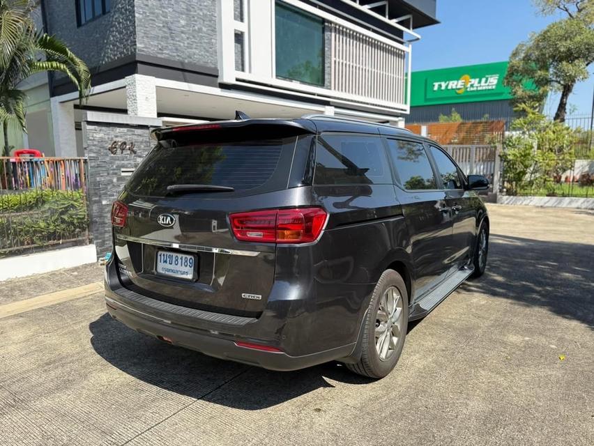 KIA GRAND CARNIVAL รุ่น Limited Edition ปี 2021 6