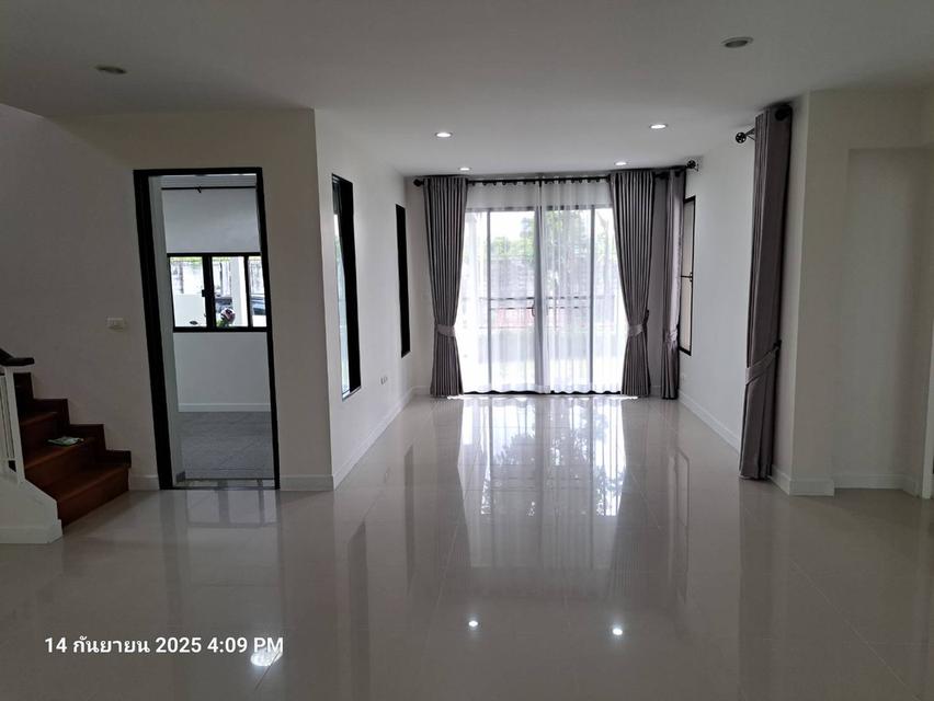 ขาย-เช่า บ้านเดี่ยว 2 ชั้นหมู่บ้านเลควิวพาร์ค ประเวศ กทม. 16