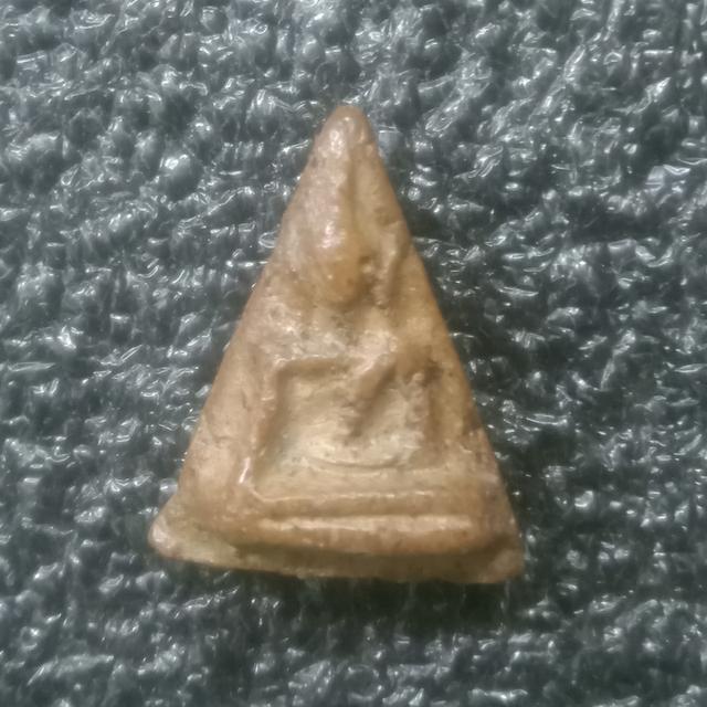 พระนางพญา สังฆาฏิ กรุวัดนางพญา พระเก่าจากเมืองพิษณุโลก